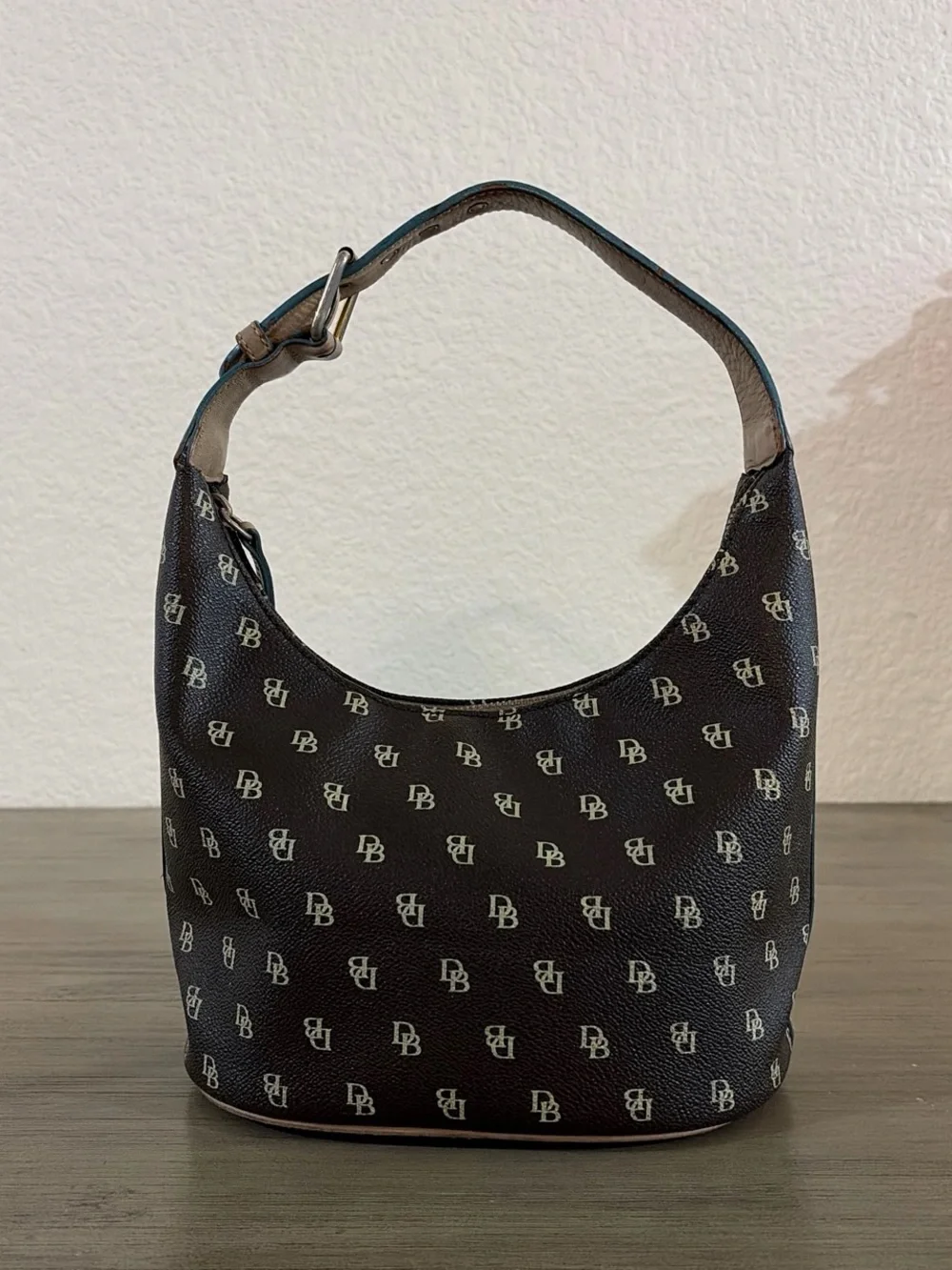 Dooney & Bourke - Small Pebble Hobo - Black/Brown - Bagette